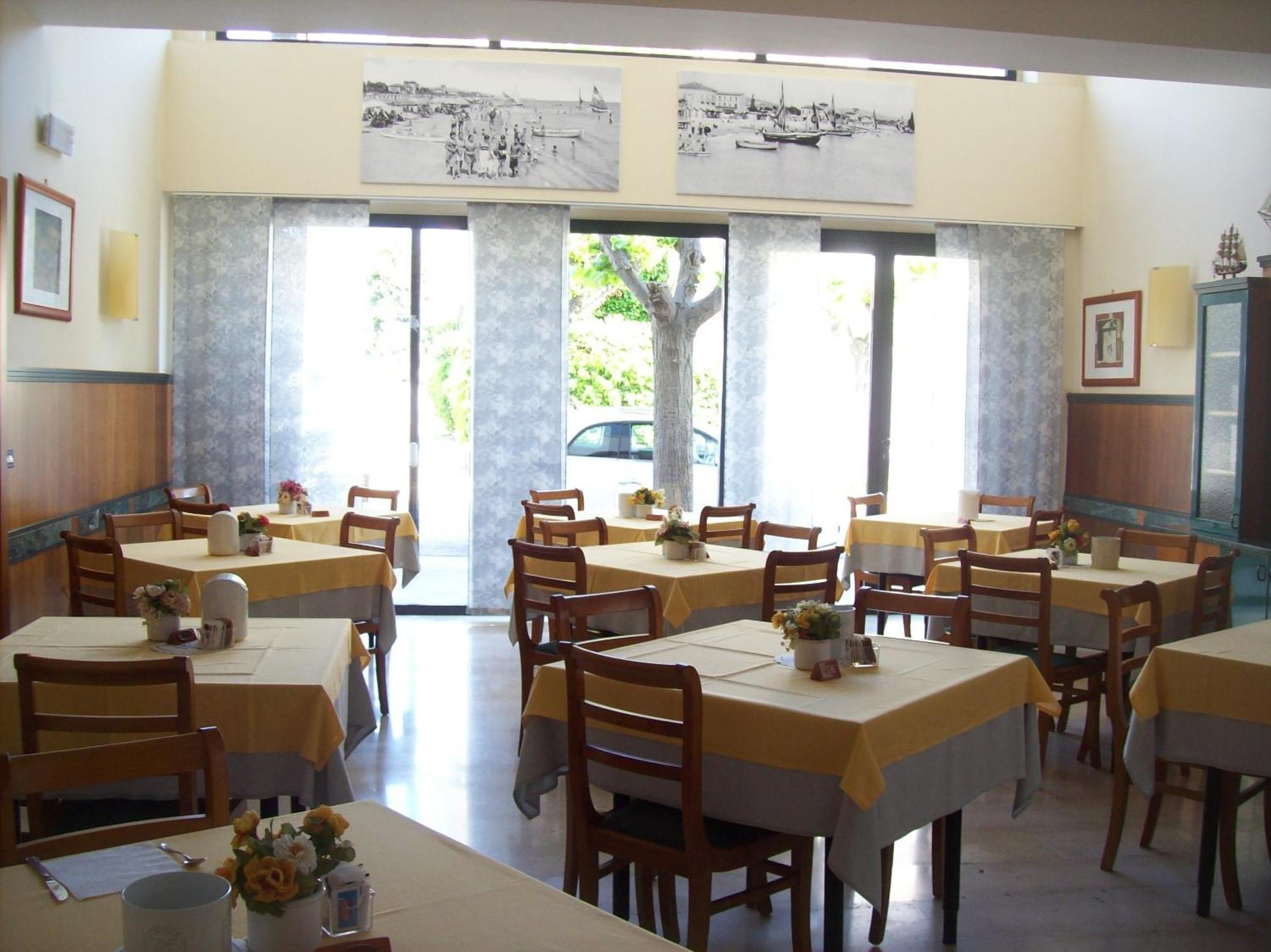 Hotel Sole Giulianova Exteriér fotografie